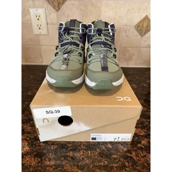 On Cloud Cloudtrax "Midnight/Glacier" Shoes Sz 7W/5.5M Brand New - Picture 2 of 5